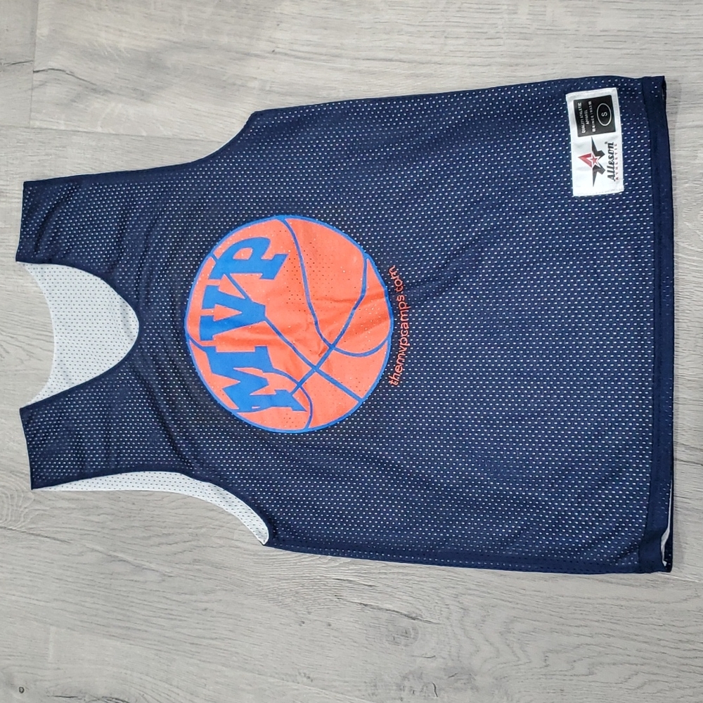 Boy's Basketball Jersey Size Small
